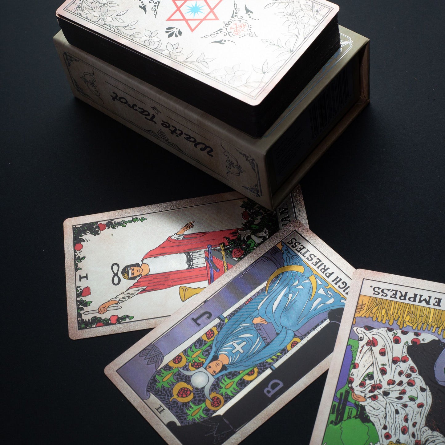 Ezüst metál Waite tarotkártya szett – kézikönyvvel