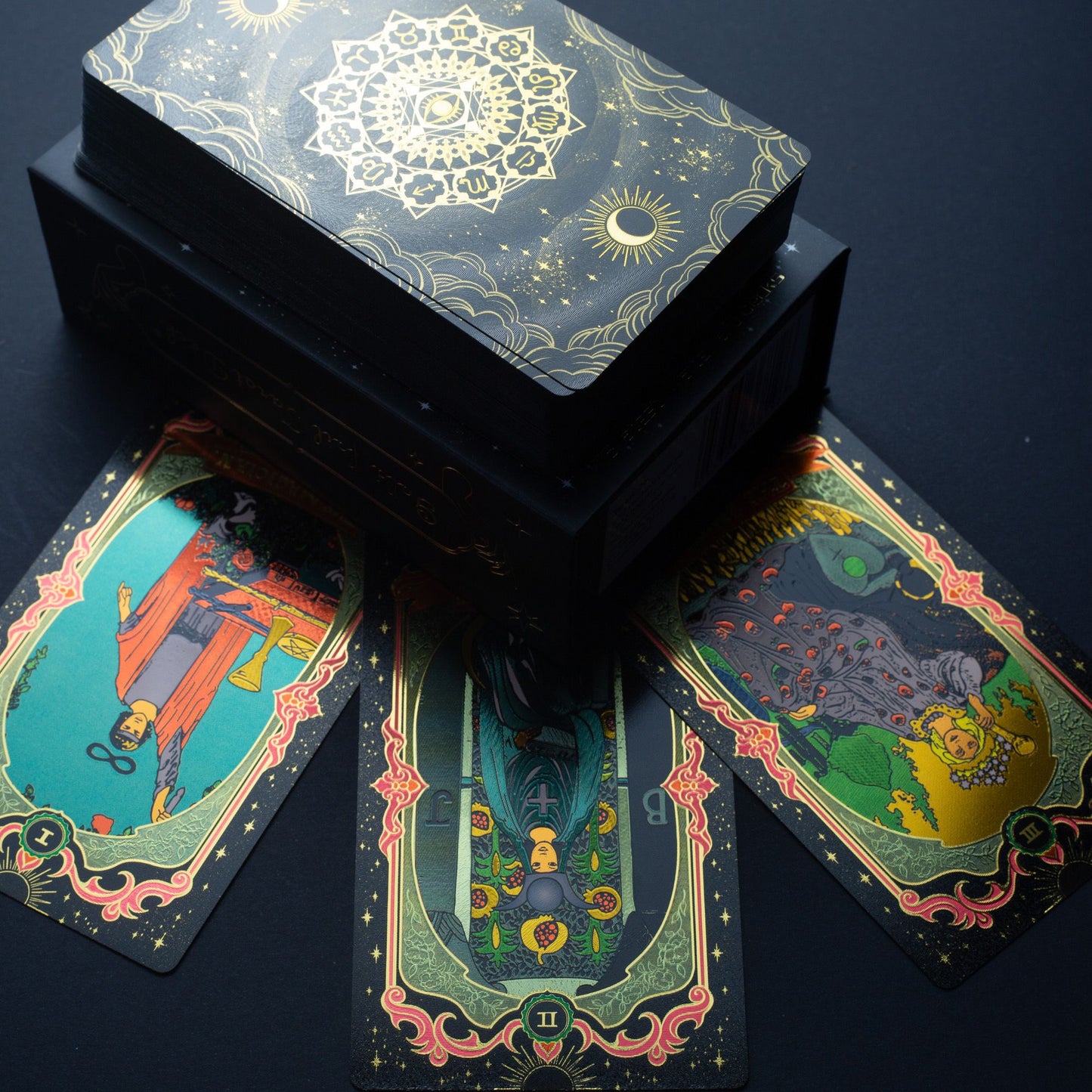 Arany fémes tarot kártya szett – kézikönyvvel